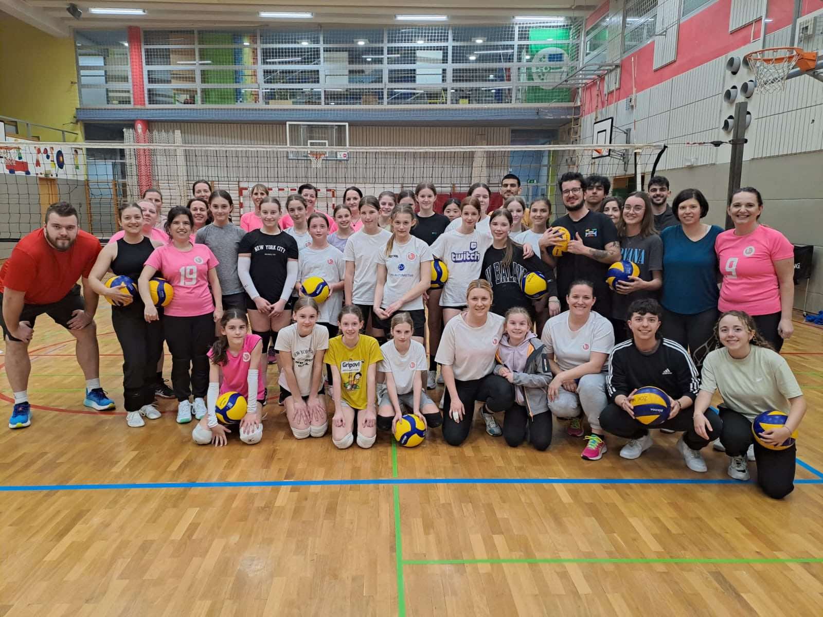 434456352_122134932062108075_9119770787202102775_n